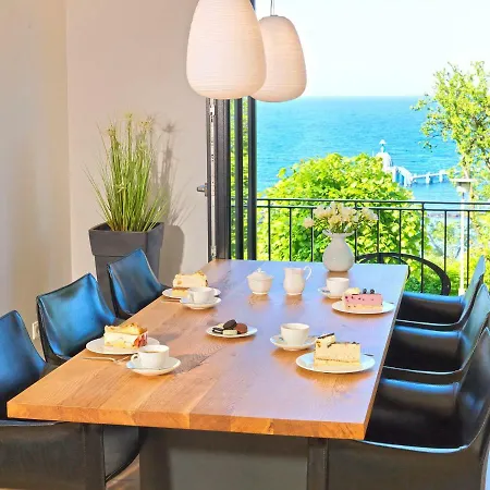 דירה Waterview Cloud*****