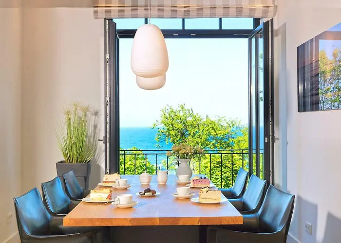 Waterview Cloud***** * Sellin (Rugen)